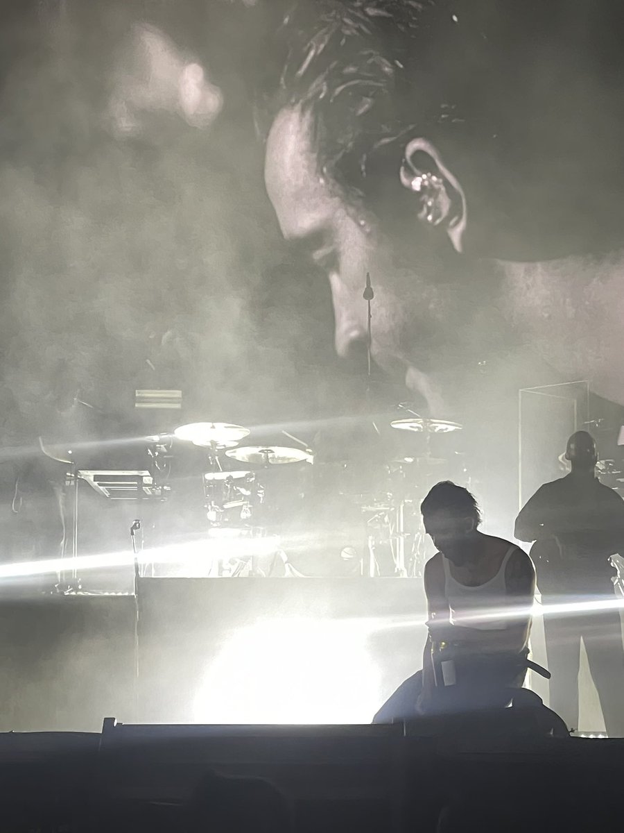 theaddieporter's tweet photo. Still At Their Very Best #the1975 #Lollapalooza https://t.co/EtjFGNWr3l