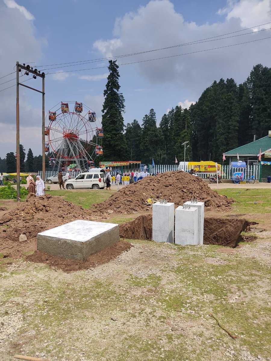 RisingKashmir's tweet photo. #Jio takes #initiative to enhance #connectivity; #towerinstallation underway at #Doodhpathri
Reports @Arifrashid0
@dicbudgam @DC_Budgam
@akshaylabroo @diprjk @OfficeOfLGJandK
@JandKTourism @DivComKash
https://t.co/Bkdc8qZmam https://t.co/KemA88N5l8