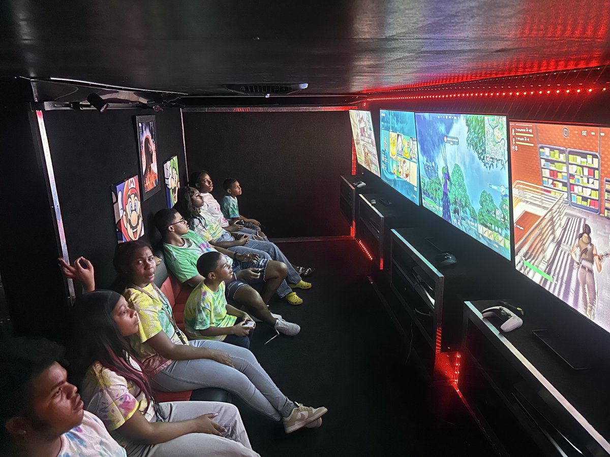 TasteBelize's tweet photo. Our gaming truck is up and running! Book us for your next event and experience the best gaming delivered to your door! 
#Memphis #gaming #gamingtruck #playstation5 #Nintendo #PS5 #Xbox #MemphisEsports #MobileGaming 

#GameTruck #GamingParty #PartyOnWheels #MobileGaming
#GamingExperience #BirthdayParty #CorporateEvents
#FamilyFun #MemorableMoments #GamerLife
#GamingCommunity