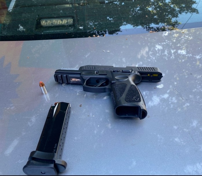 Howard Chow tweet media