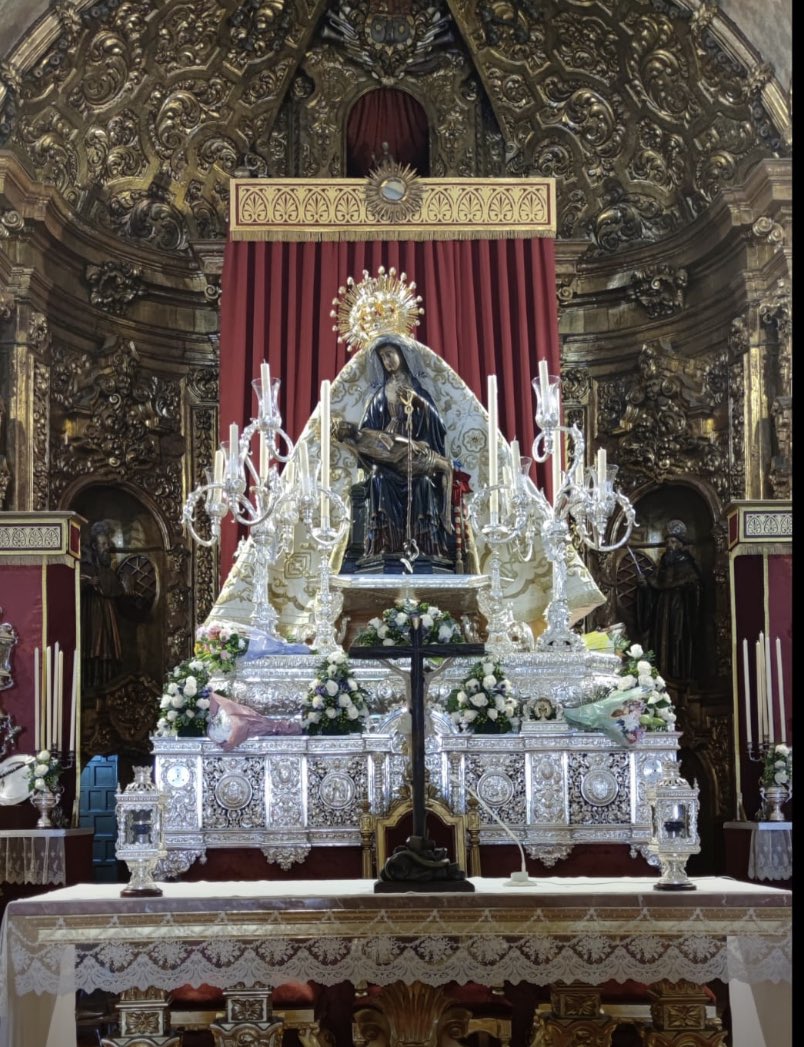 QueaveAt's tweet photo. Ceuta celebra el día de su Patrona Santa María de África, enviada por el Infante D. Enrique de Portugal en 1421. 
Su Bastón de Mando llamado “Aleo” es el que usó D. Pedro de Meneses, primer gobernador, quien dijo: “con este palo me basto para defender Ceuta de sus enemigos” 🇪🇸 https://t.co/UapOYsSfYo