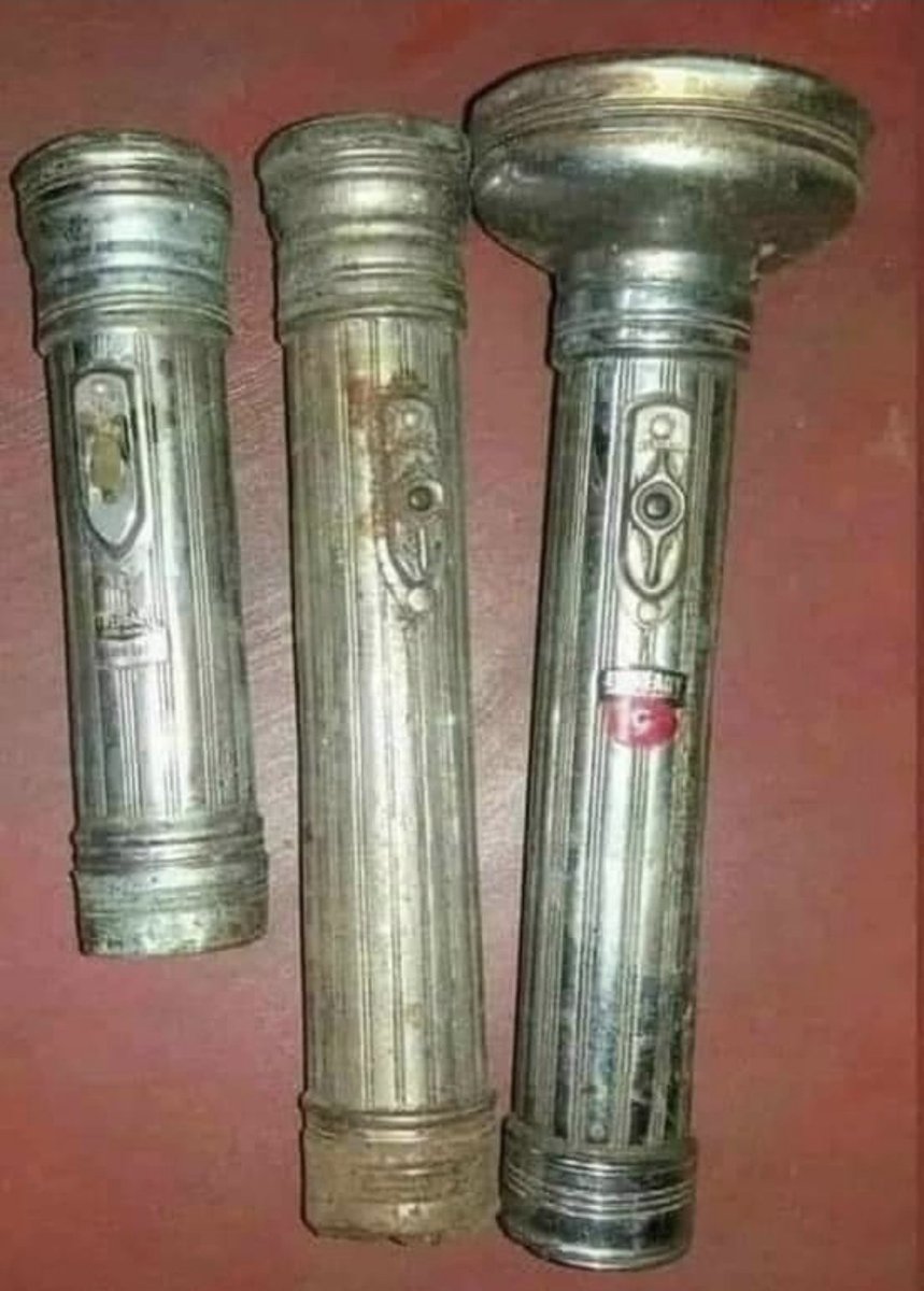 कुनै जमानामा मकै,आलु, खुर्सानीको खाजा, डण्डीबियो, कैंची साइकल, टर्च लाइटमा सुख शान्तिको जिन्दगी बितायौं।