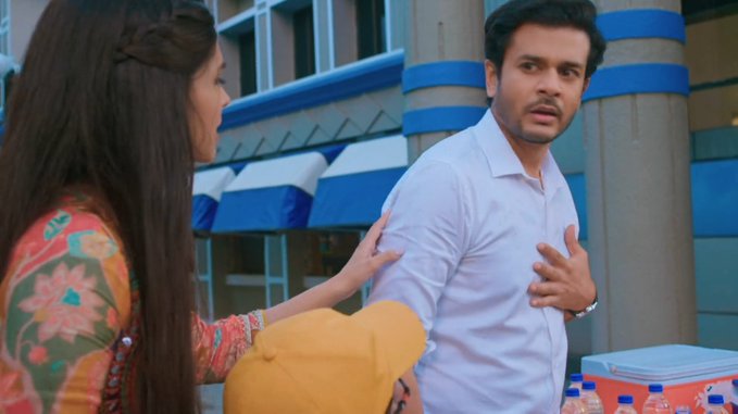 akshnav_s2's tweet photo. He is scared 🥺

i can't see him like this 💔😭

This is broke my heart already 💔

My #akshnav is the bestest and purest couple always ❤️🫰🥰♾️

#akshnavir #navir #AbhinavSharma #AksharaSharma #yrkkh @jaysoni25 @PranaliRathod_ @StarPlus https://t.co/2ggk7S5YmL