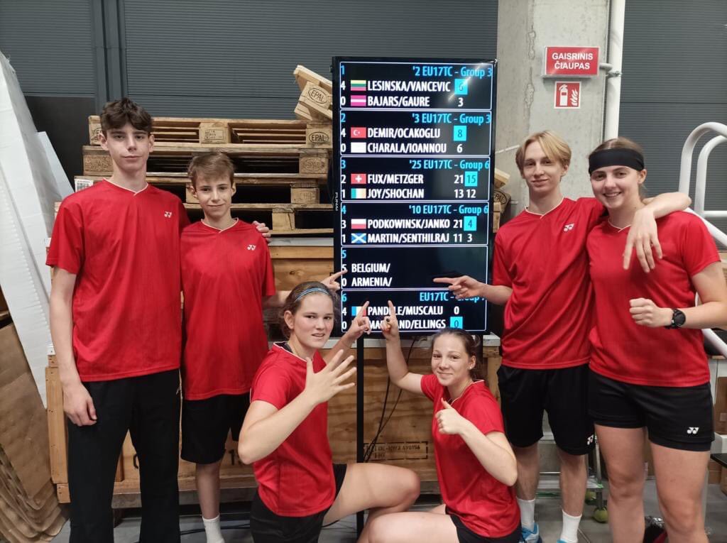 België wint ook tweede groepswedstrijd op EK U17 badminton! Vanavond 18u30 derde wedstrijd tegen Noorwegen. Veel succes jonkies 🔥🔥

<a href="/BadVlaanderen/">Badminton Vlaanderen</a>