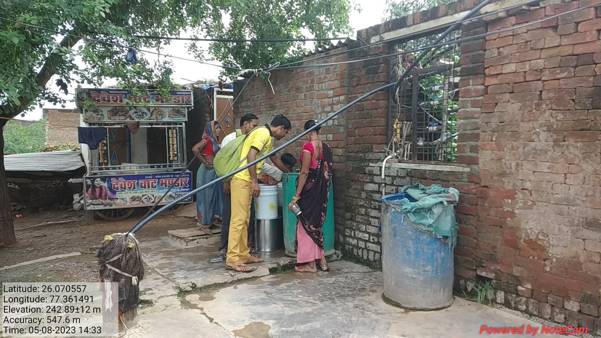 mali_makhan's tweet photo. आज दिनांक 05/08/2023को एंबेड परियोजना के तहत ब्लॉक विजयपुर बांगरोद भैसाई में लार्वा सर्वे और लार्वा नष्ट किया मलेरिया डेंगू से बचाव की जानकारी,दी@sksomya @rajesh_amh @santoshbhargav2 @micromanusoft @PuneetS41461128 @projesheopur https://t.co/QMyzPxTHBL