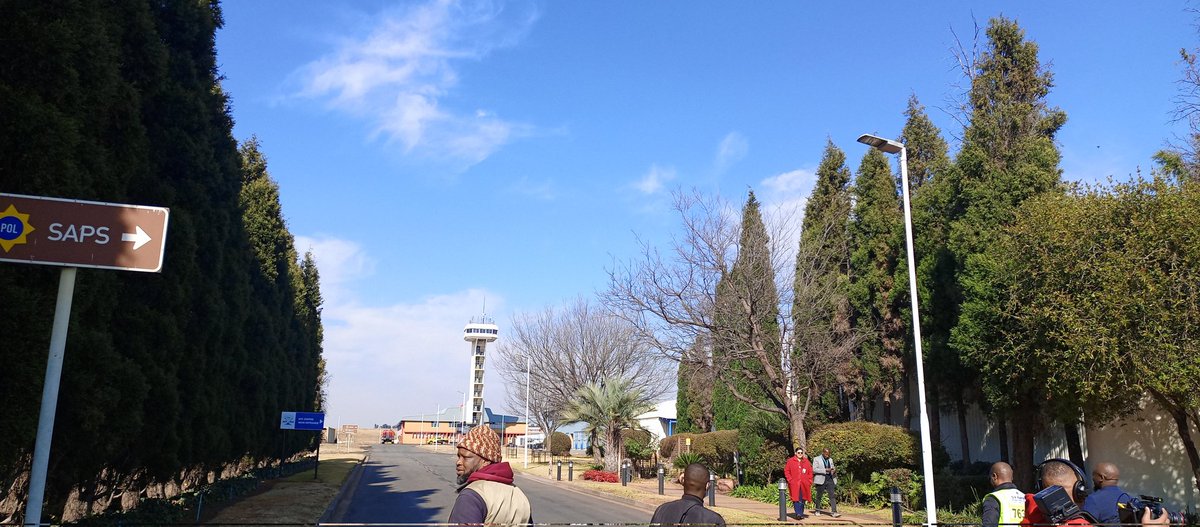 Coopération RDC- AFRIQUE DU SUD : Neufs aéroports de la RDC concernés par les accords signés par les ministres de transport de deux pays pour la modération de leurs services aéroportuaires. Ce, en exécution des résolutions de la commission mixte RDC-RSA du mois de juin 2023 à Kin