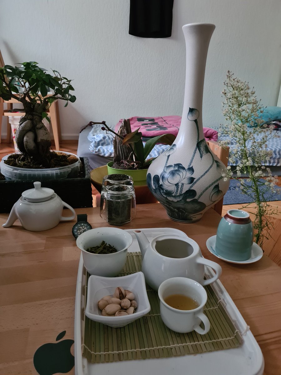 HPTime88's tweet photo. Khi bạn không bám víu hay phụ thuộc vào bất cứ thứ gì thì cuộc sống của bạn sẽ tự khắc an yên ! https://t.co/aFRlyZKsAb