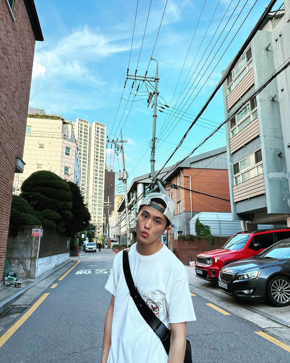 renjunbumn's tweet photo. 1035 days with him <3 https://t.co/NdiqgAJPtE
