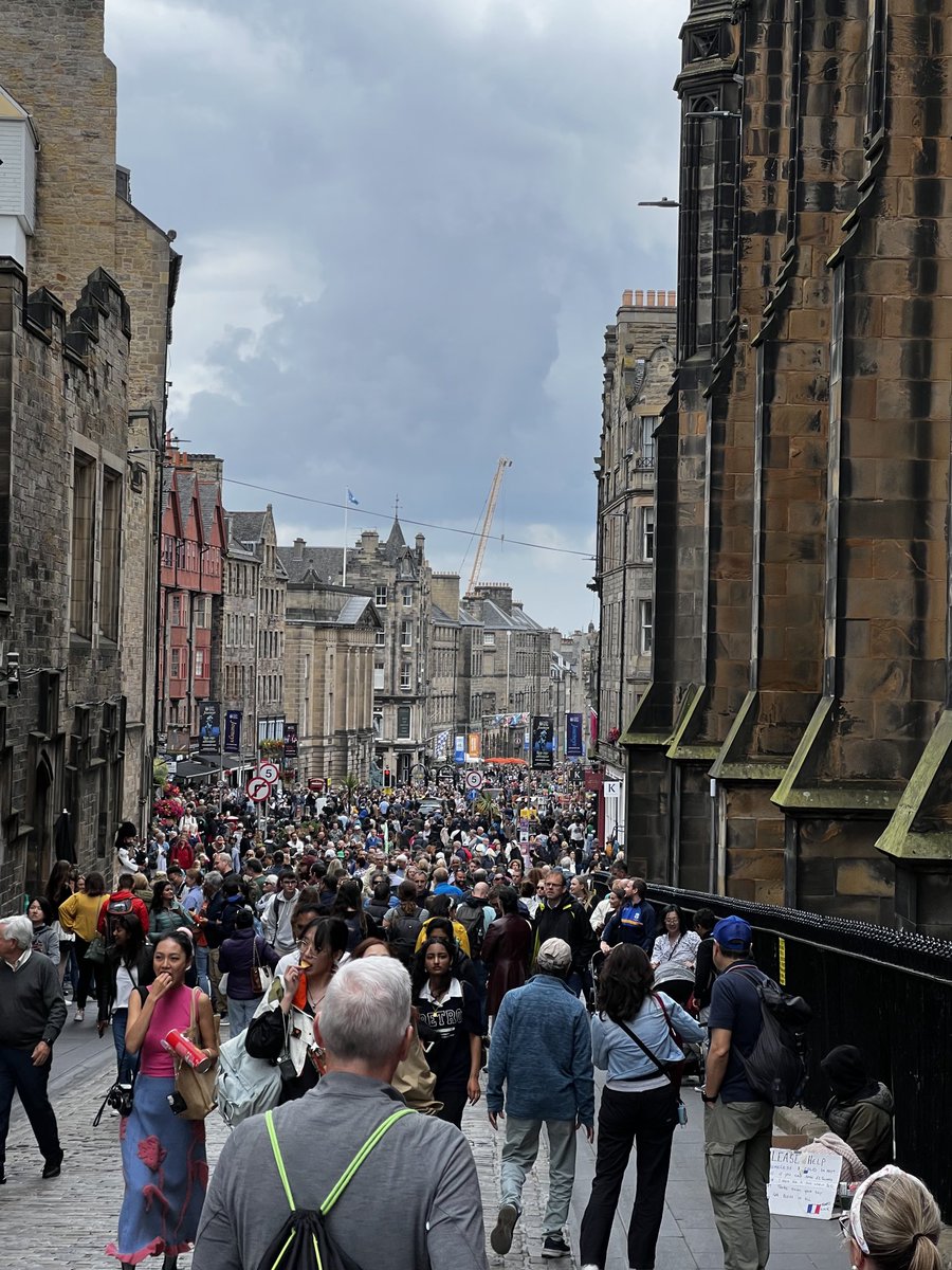 Shocking to witness how pedestrianisation and the #waroncars has ripped the heart out of once-thriving Edinburgh