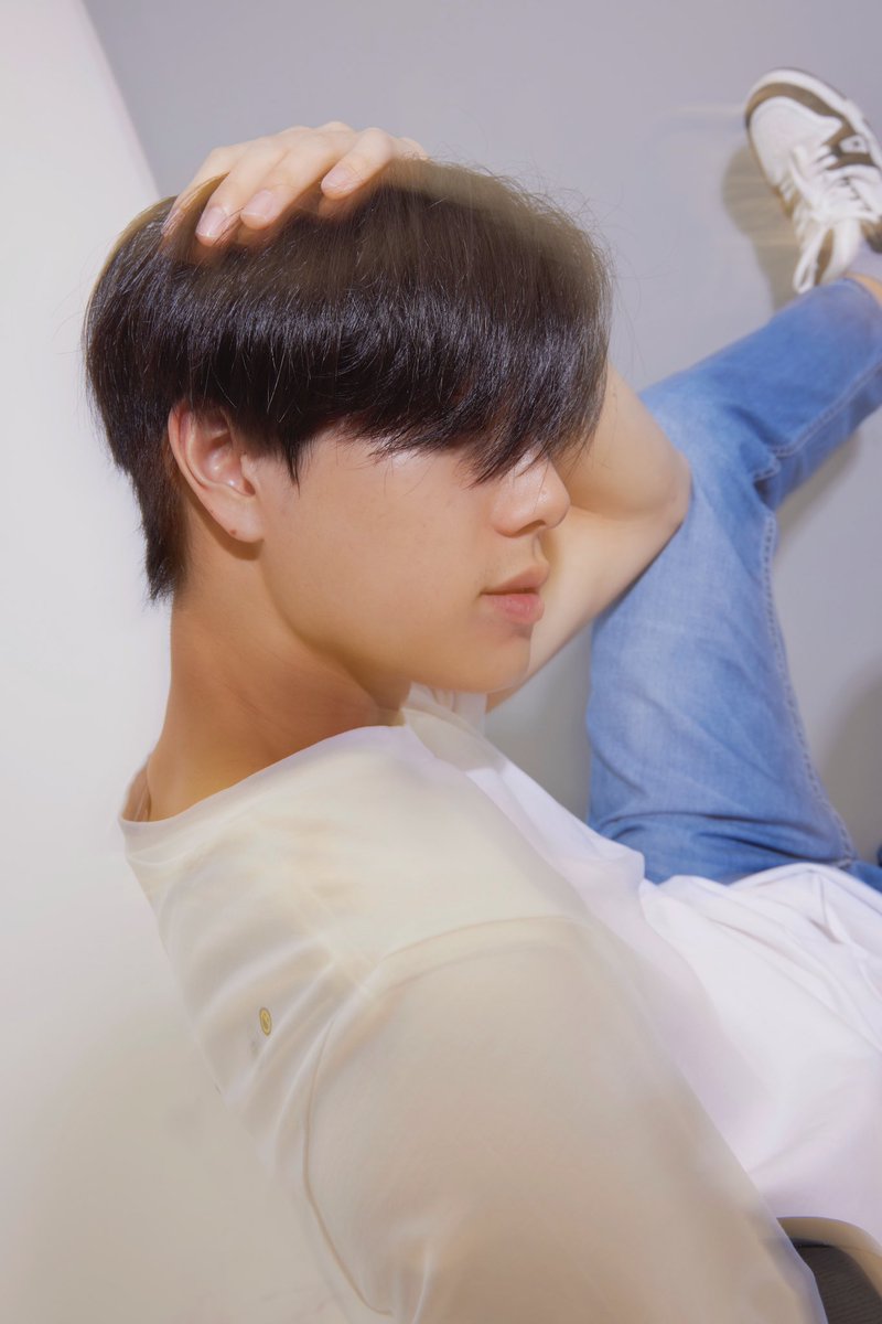 phuwintang tweet media