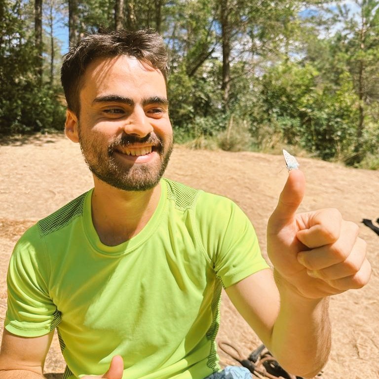 JCabildoSanchez's tweet image. El dia que decidí soltar mi vida y mi pasado. Y entregárselo a alguien en quien si podía confiar.
Alguien que nunca falla.
Volví a nacer, volví a respirar y volví a vivir.
Eternamente agradecido.