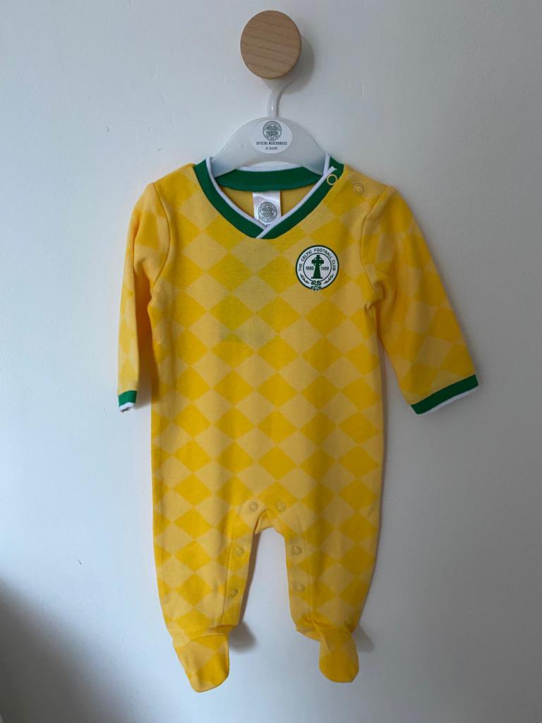 georgemacca10's tweet photo. @CelticFC 1st Celtic game for Mia-Rose McCluskey #McCluskey https://t.co/dWVvozKLIU