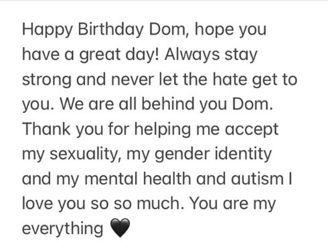 <a href="/yungblud/">YUNGBLUD</a> 🖤🖤🤘🏼✌🏼