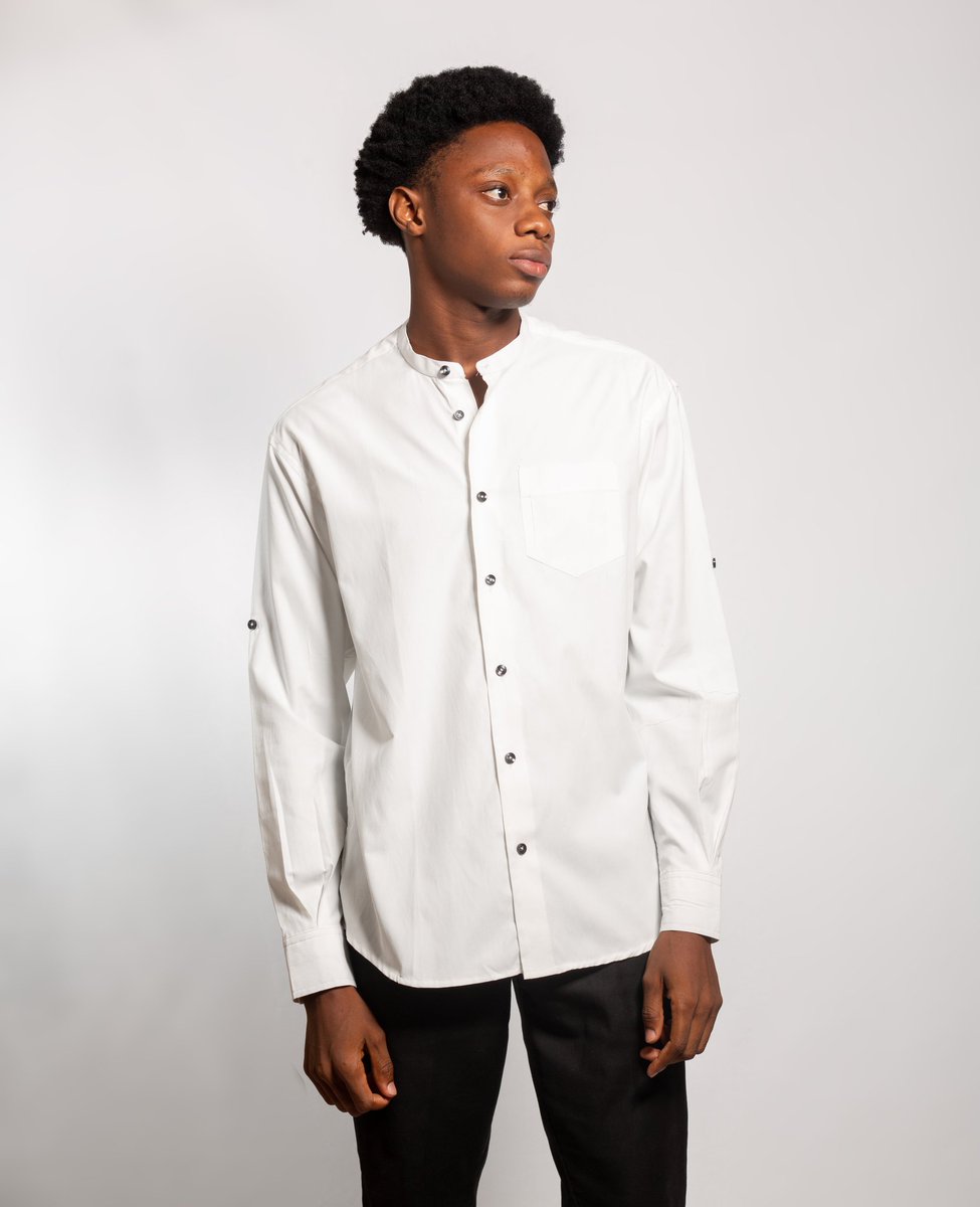 BLACKBOSS_OFF's tweet photo. Une chemise simple, un col mao slim, le mélange parfait pour le samedi... 
Disponible sur commande. 

#BLACKBOSS #Chemisecolmao https://t.co/lQPc1KhHfX