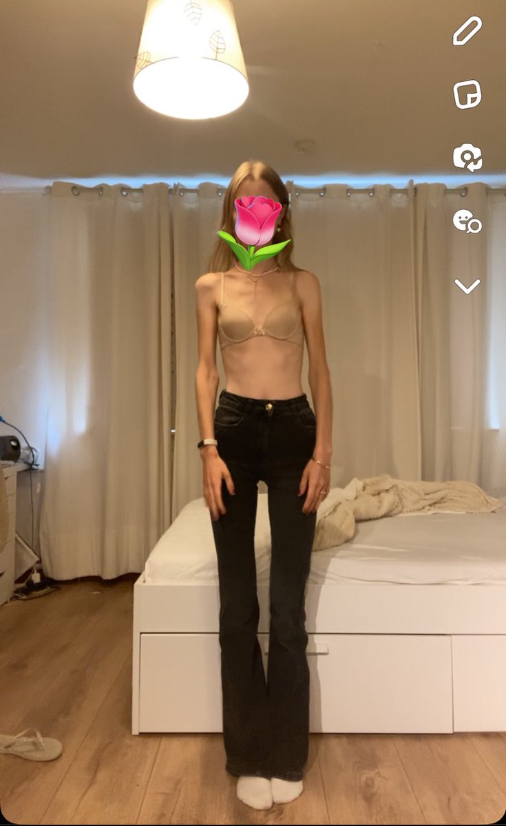 wonieskcal's tweet photo. new bc just dropped 🤭 https://t.co/BP1ZFfSqz5