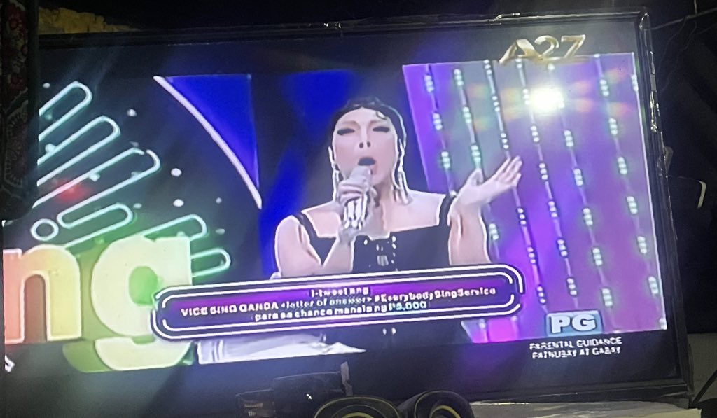 Slarell's tweet image. #EveryBodySingService VICE SING GANDA A