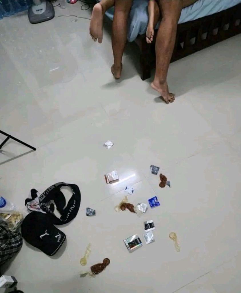 SimranArora69's tweet photo. Need live Show than Book your personal time and have fun together 🍑🍌💦 https://t.co/USppmon8VI