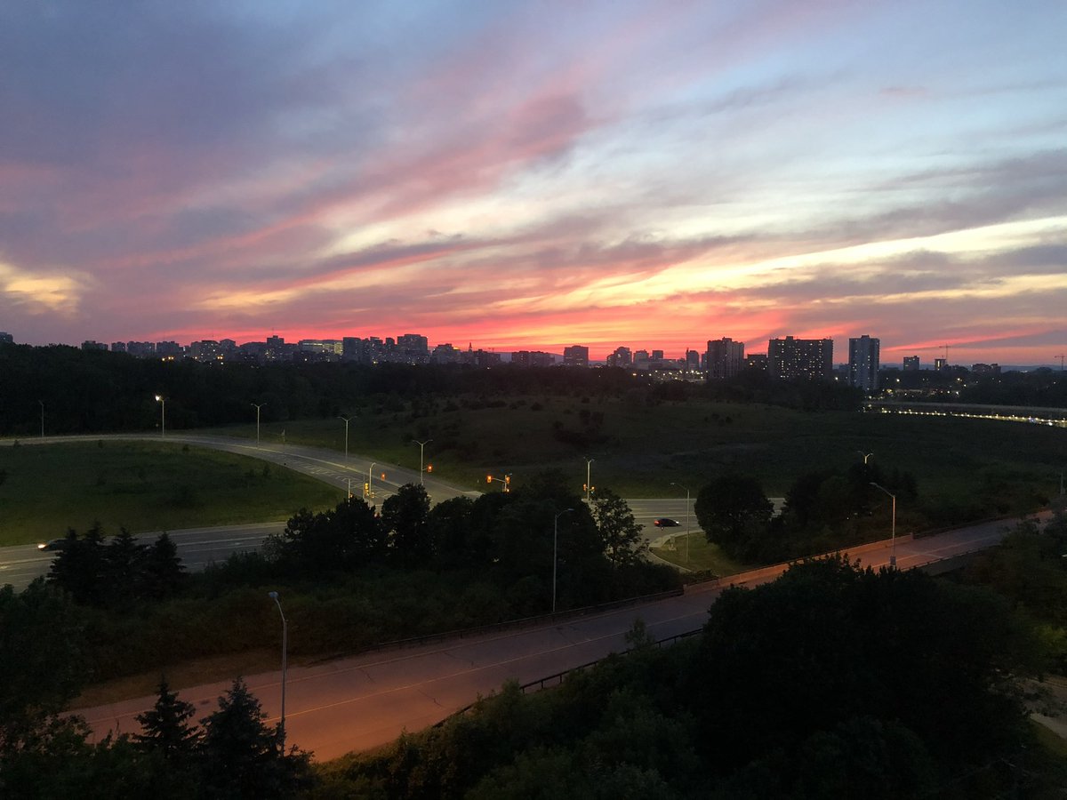 Pankaj_Nephro's tweet image. Beautiful #Ottawa skyline snaps.
#photograghy #phototwitter