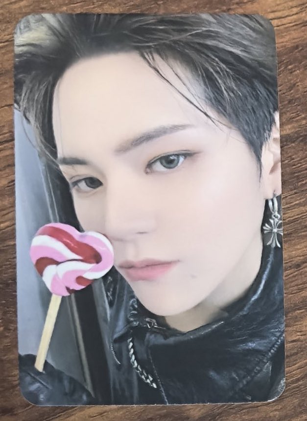 MTsparksparty's tweet photo. TREASURE [REBOOT]

Soundwave POB 
✨YOSHI (pob only) — ₱520 / 500 (payo)

~ dop: 250 dp; rembal once onhand
~ NETA
~ secured ✅

t. wts lfb pc ph hyunsuk jihoon yoshi junkyu jaehyuk asahi doyoung haruto jeongwoo junghwan help rt https://t.co/87aTUAX81S