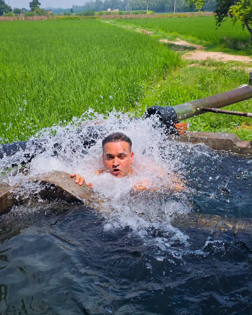ipspankajnain's tweet photo. Original shower of our village life , no modern shower can replace this fun 😊
#VillageLife  #Tubewell https://t.co/fKCVkI4mGc