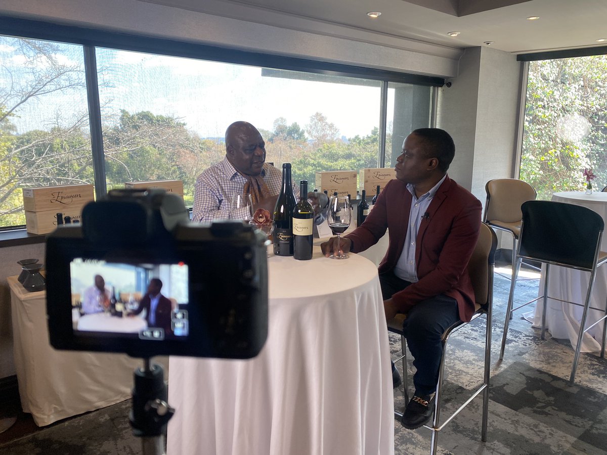 danlikeswine's tweet image. 20 years of @epicureanwines: celebrating a great South African success story at @thesaxonhotel with @Enghumbhini and Mutle Mogase, and tasting all the way back the 2003 maiden vintage. Two decades of splendid wine - and plenty more still to come. #epicurean #DRLW