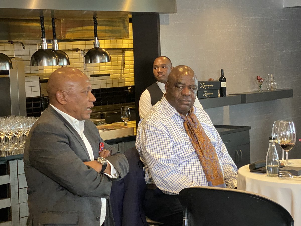 danlikeswine's tweet image. 20 years of @epicureanwines: celebrating a great South African success story at @thesaxonhotel with @Enghumbhini and Mutle Mogase, and tasting all the way back the 2003 maiden vintage. Two decades of splendid wine - and plenty more still to come. #epicurean #DRLW
