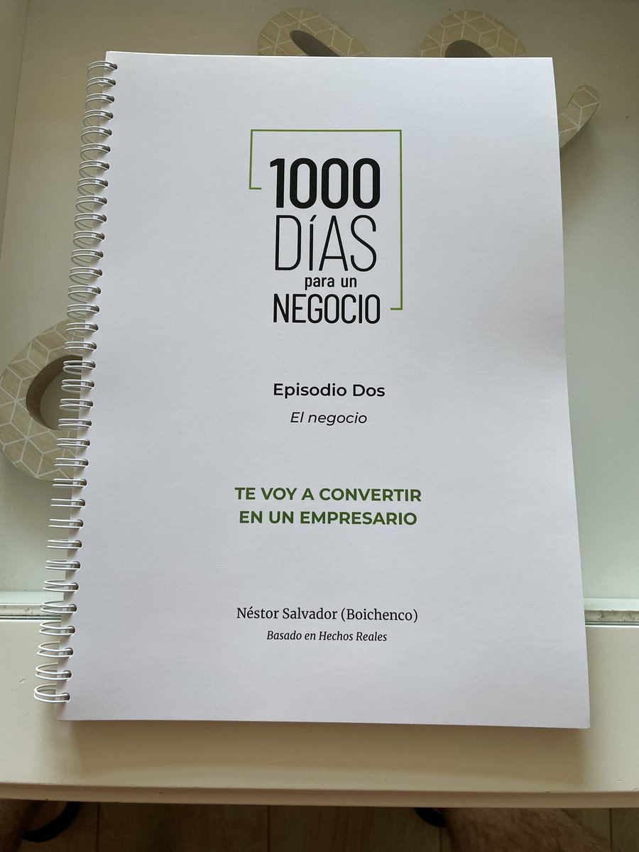 R_Di_Fran's tweet photo. Arrancando la mañana con un repaso a este manual práctico de negocios de @NestorSBoi 

Actores de un mercado, segmentación (de mercados, no de marketer barato), tomar partes del mercado, el arte de presupuestar, clientes satisfechos…

Lo encuentras en
https://t.co/nPX7Qi0o9R https://t.co/7AosePoxkp