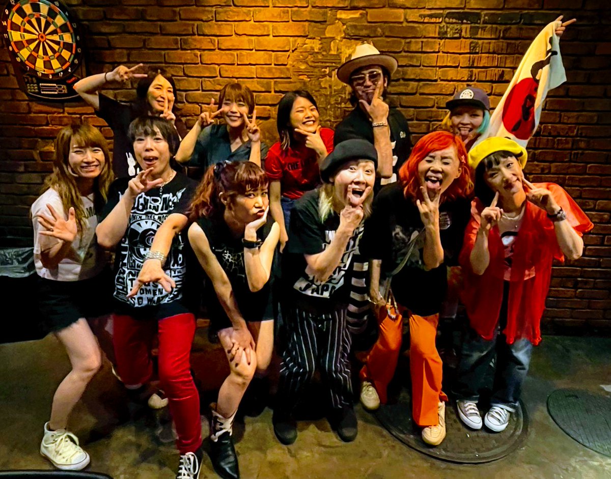 __lolita18__'s tweet photo. ロリータ18号 廃盤音源まさかの配信決定記念ライブ『3:DESTROIN+1 !!!』ありがとうございました！

ね��最高に楽しかったでしょ？

それぞれ身を置いている場所は違えど、音楽への愛はみんな一緒。

ただ、このメンツが8/4下北沢QUEに集まった事は奇跡です。

出演者の皆さんありがとうございました！ https://t.co/BBNr4mU64n
