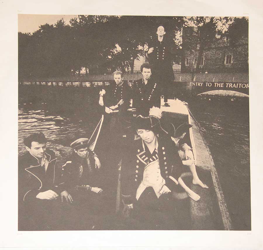 GeorgiosMasman2's tweet photo. “Shane allowed his songwriting to define the record & that made all the difference. As an album, it really was the point where all the greatness that was expected of #ShaneMacGowan as a songwriter totally came to fruition.” #PhilChevron
#OnThisDay 1️⃣9️⃣8️⃣5️⃣ Rum Sodomy & The Lash https://t.co/DxaY38x3VK