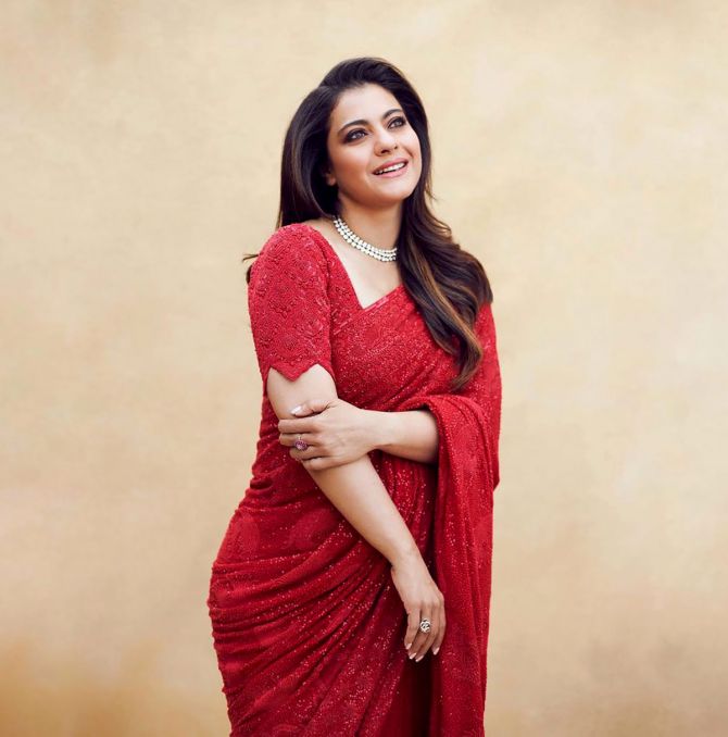 samima_deena's tweet photo. Happy Birthday... the most Preety to Beautiful woman in the world @itsKajolD. ❤️❤️❤️ https://t.co/xLvk7hhKwv