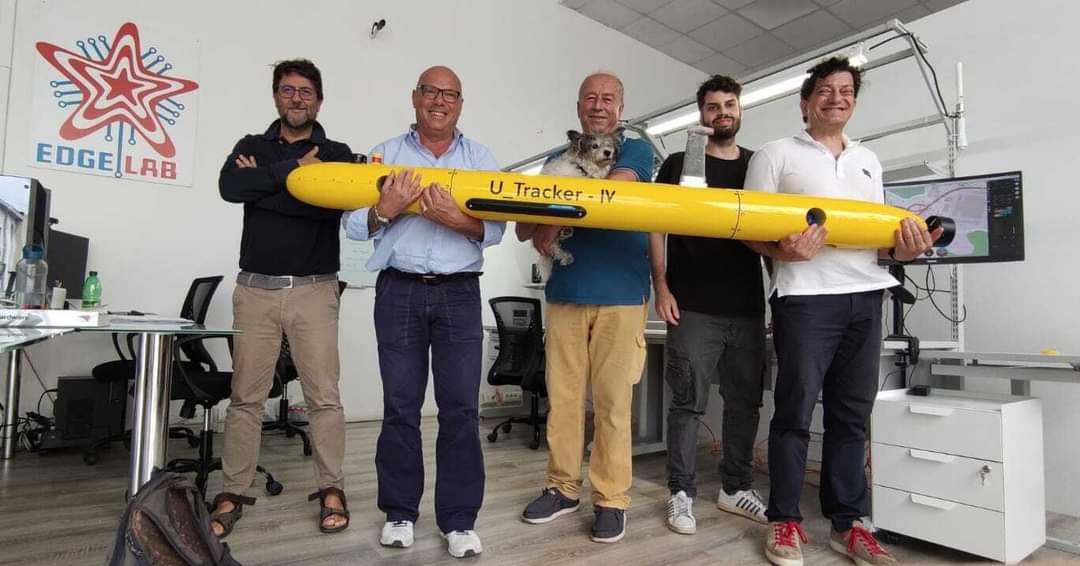 Un pò di  riposo per il team di Edgelab, dopo mesi di lavoro intenso e ricco di soddisfazioni. Saremo di nuovo operativi dal 21.08. Buon Agosto dallo staff di Edgelab, A presto!
 #seatechnology #AUV #marineengineering #marinetechnology  #people #companyculture
#laspezia