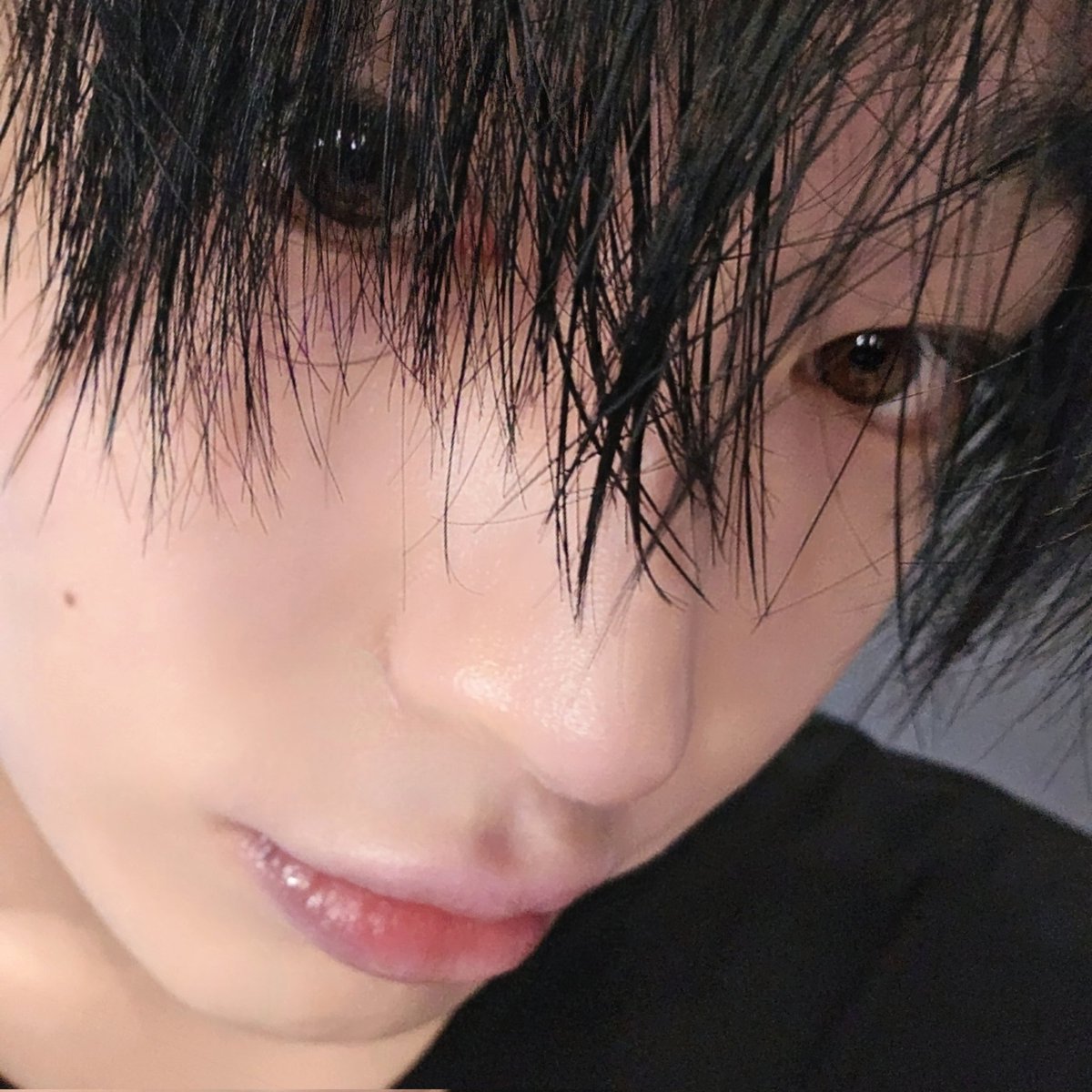 ⇢ ˗ˏˋ day 3 ࿐ྂ

hi i'm jem, looking for interactive moots !

✧ [she/her] filo
✧minor
✧not new to #stantwt / #kpoptwt
✧looking for co-engene, midzy, once, army, moa &amp; carat moots
✧any fandom will do
✧♡ &amp; ↻ are really appreciated ! ˃̵ᴗ˂̵