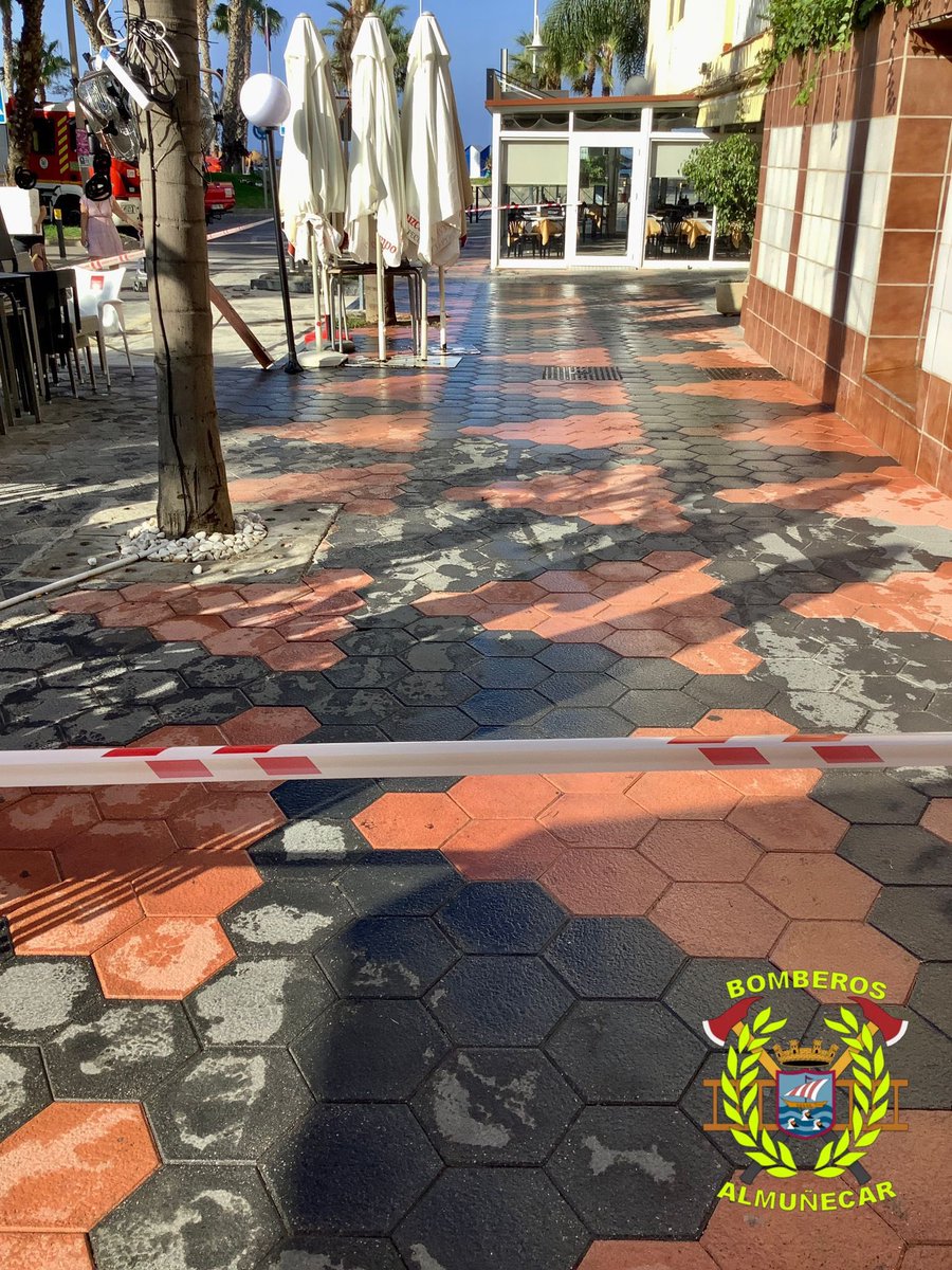 BOMBEROS ALMUÑÉCAR tweet media