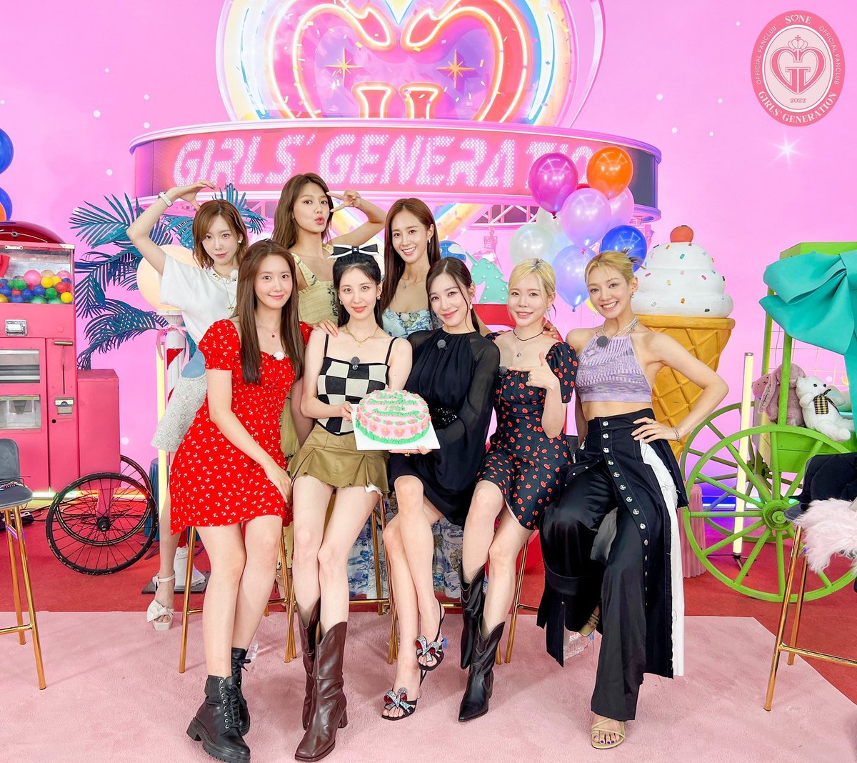 SunnyYoshi04515's tweet photo. #소녀시대_16주년_우리_꼭_영원하자
#16Years_Sailing_With_GG https://t.co/Qmr5niwDlM