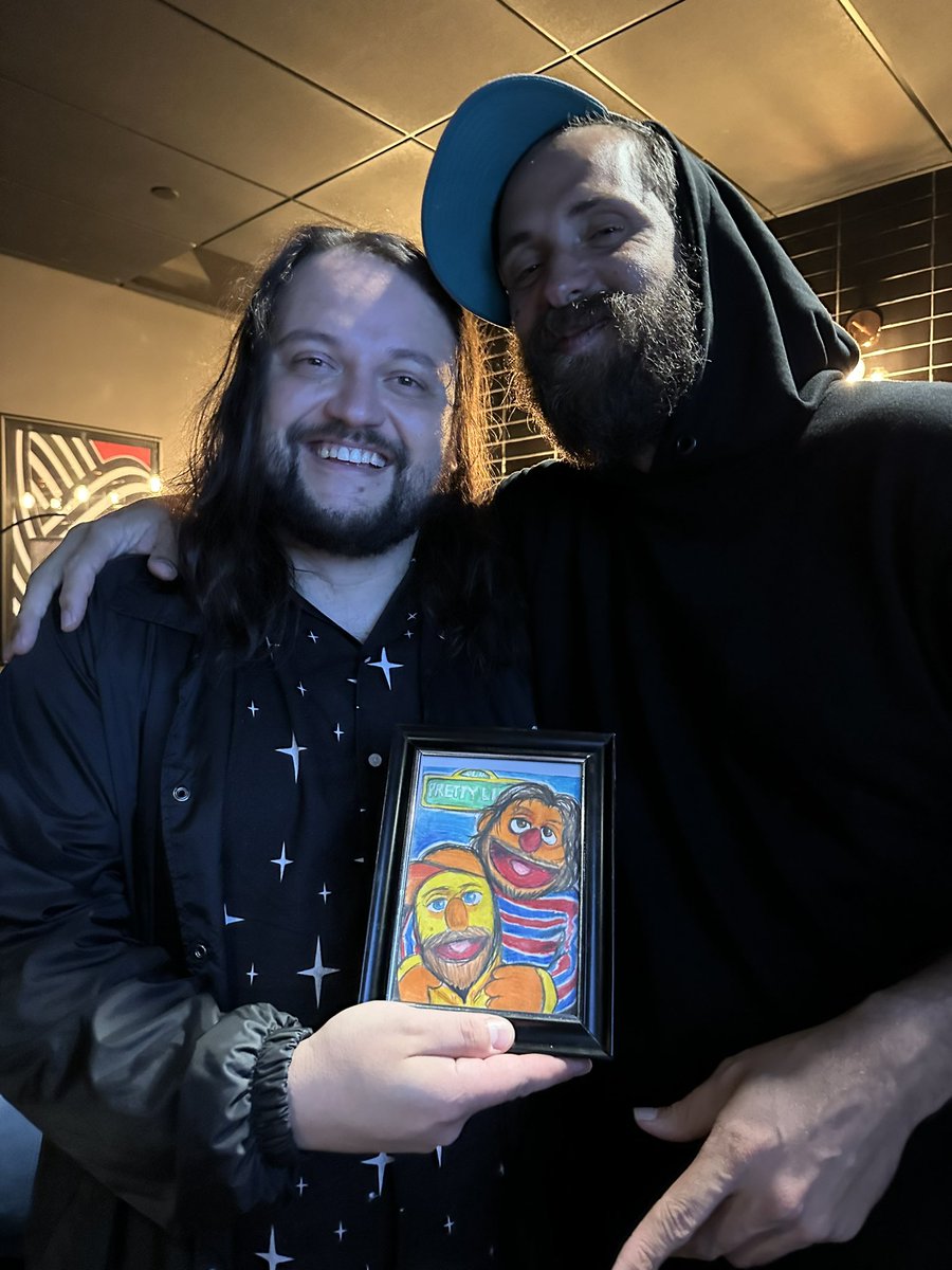 muxmool's tweet photo. Excellent night. Truly. https://t.co/0FzTrlzFPw