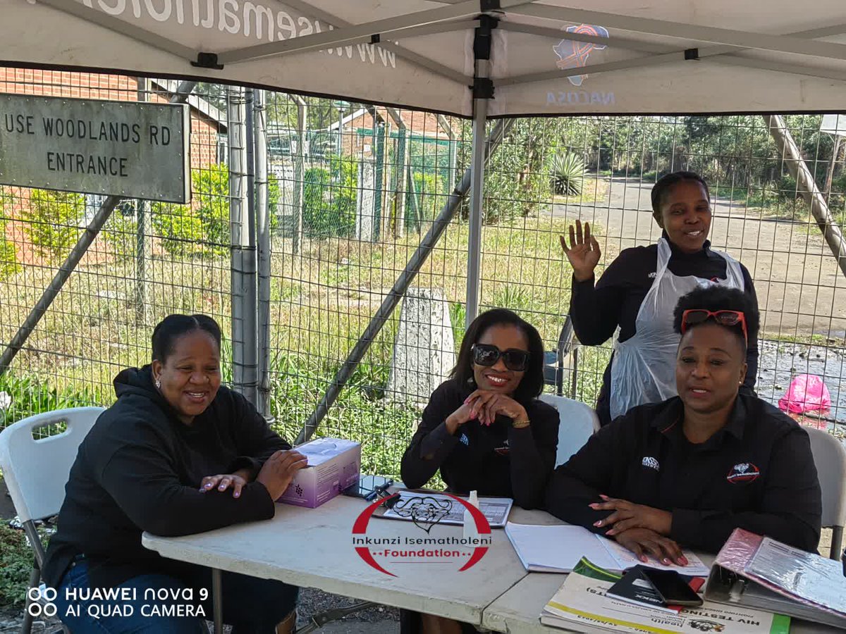 InkunziF69025's tweet photo. Women working in harm reduction..
Wathint'abafazi, wathint' Imbokodo ๐
#harmreduction
#nacosa https://t.co/qLfUOwcxNc