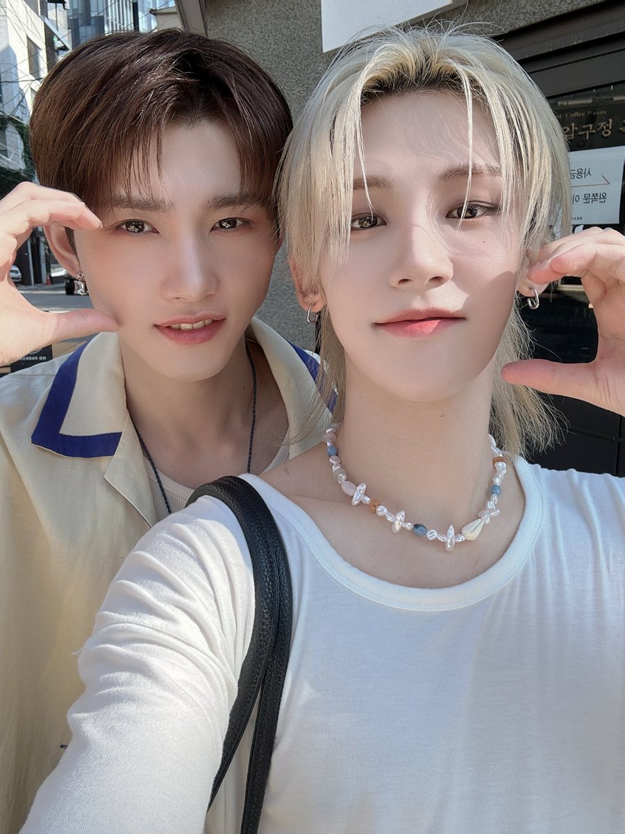 XEED_OFFICIAL's tweet photo. 잼🍯) 여름이여따..🏝️⛱️

#XEED #재민 #슌 #JAEMIN #SHUN https://t.co/ZngfNfOhZk