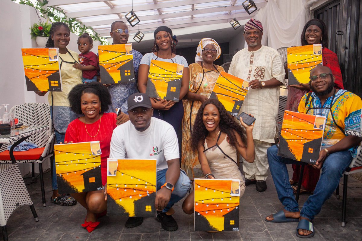 LolusCuisine's tweet photo. It’s the last day to register for the August edition of @LolusCuisine X @HangsandColors paint and sip  tomorrow😉

Perfect for date night🥰
Just 4 slots left and we’re sold out😜

Comes with food, wine, PhotoBooth and of course take home canvas🕺

📍: Akobo, Ibadan

Pls RETWEET🙏 https://t.co/bXOHt6GiFl