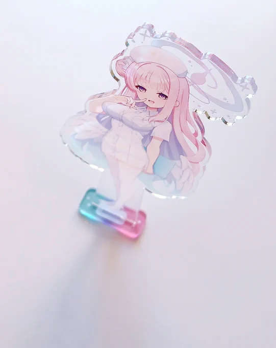 アクスタナースミカさん 台座のクリア感がめっちゃ可愛いくできました～!