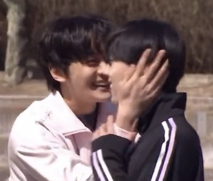 횽 오눌 12시간 쫘쒀요          으아아 아들♡♡♡