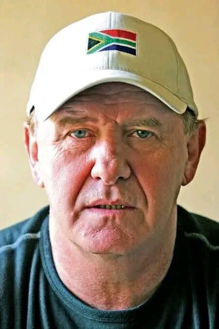 DandaroOnline's tweet photo. #DandaroEnt: Oh Shucks!Leon Schuster dedicated years of his life to making people laugh. In the end, he was ‘cancelled’ for using blackface. But where is he now? https://t.co/s2x0kzmFIn