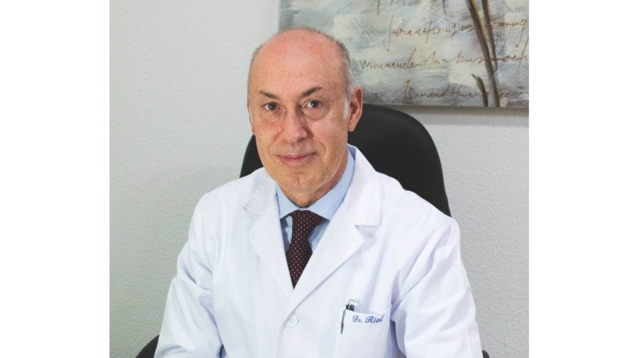 #Entrevistas #PharmaMarket |🔵Doctor Rodrigo Rial (<a href="/Doctorrial/">Doctor Rodrigo Rial</a>): "La #EVC lleva el apellido #crónico, lo que quiere decir que se manifiesta durante un largo periodo de tiempo y que tiende a ser #evolutiva".

#eypasa #cirugíavascular #varices #IVC 

👉bit.ly/45antU0