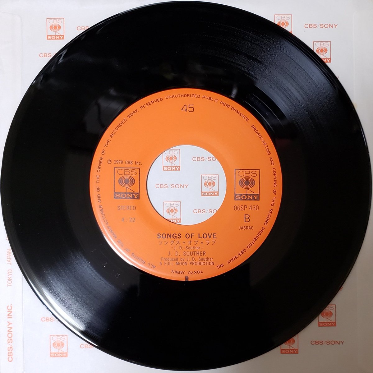 sexyedamurajap1's tweet photo. #JDSOUTHER
#JDサウザー
#YOUREONLYLONELY
#ユアオンリーロンリー
#SONGSOFLOVE
#ソングスオブラヴ
#JohnDavidSouther
#ジョンデヴィッドサウザー
#DonGrolnick
#CBSSONY
#AOR
#AdultOrientedRock
#Americanrock
#vinyl
#vinylcollection
#EP
#7inch
#RECORDS
#RECORD
#レコード
#日本盤
#DXRECORDS https://t.co/otoY4MjJRB