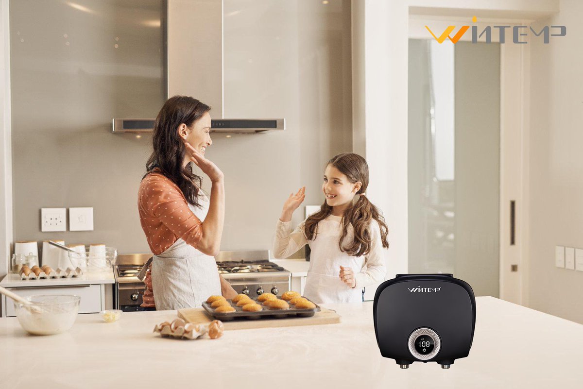 WintempChina's tweet photo. 👩‍🍳💞 In the heartwarming kitchen, a mom &amp; daughter bond over a heavenly dessert! 😇🍰 Let's extend the warmth to your home with tankless electric water heaters for instant hot water anytime! 🚿🔥

#KitchenLove #TanklessUpgrade #AlwaysHotWater https://t.co/aqghzy96DO