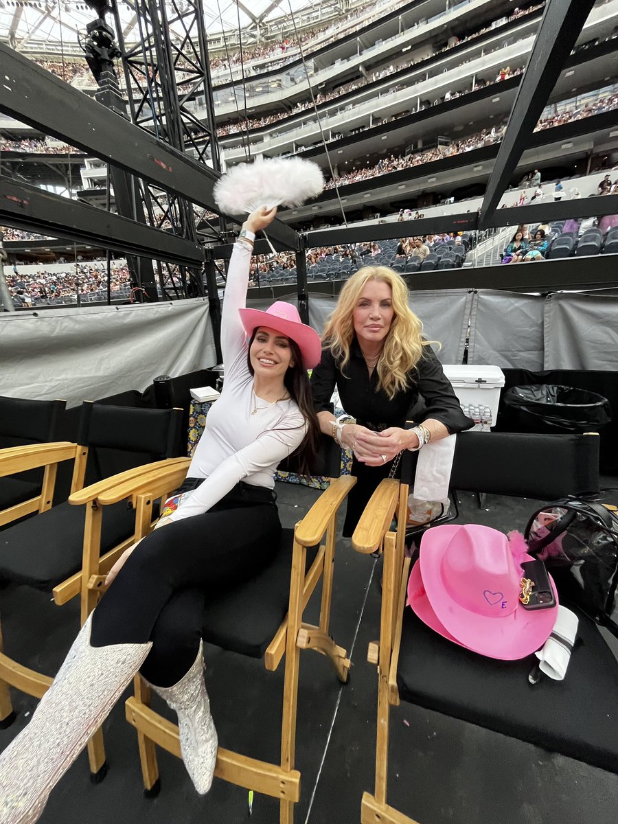 Shannon Tweed-Simmons tweet media