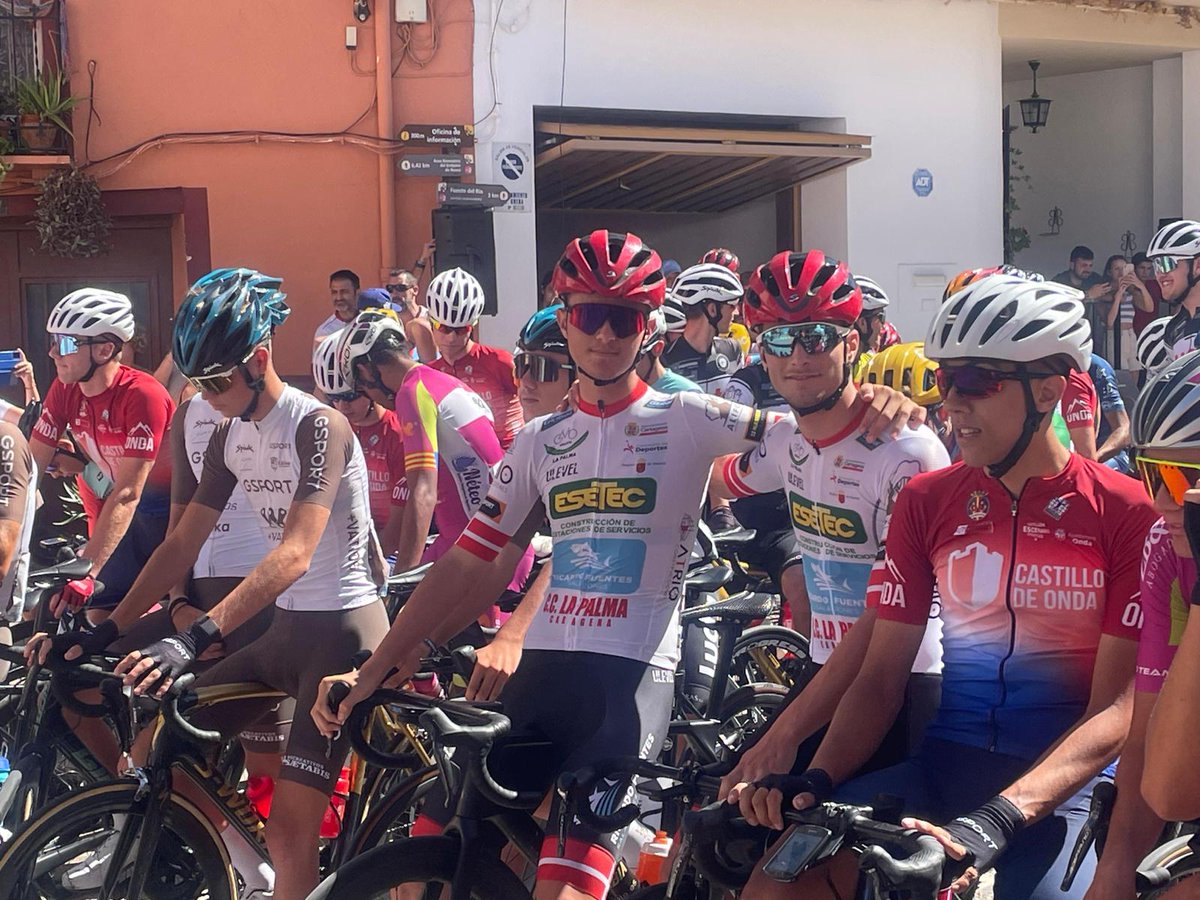 👶🏻 #Juniores

🤕 Jornada complicada ayer en Chera, con varios percances que nos lastraron, pero sin dejar de luchar!

📊 Gracias a esa actitud y a un trabajo en equipo espectacular, José C. Suárez finalizó 9º y P. Chazarra se mantiene en la pelea por el liderato de #ChallengeCV.