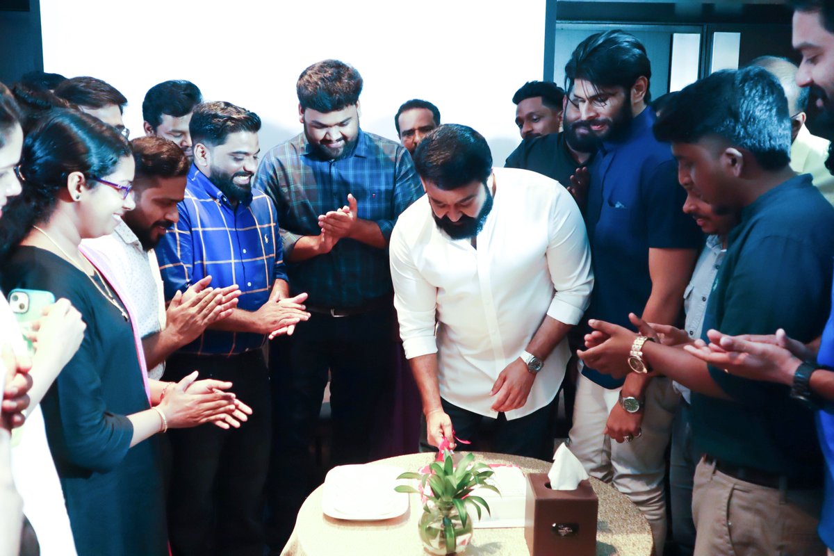 Mohanlal's tweet photo. Privileged to be part of the 7th-anniversary gathering of Nirnayam Medicoz. Grateful to have flagged off the free medical camp for tribal health as part of Swasthya Medical Outreach in association with the @ViswaSanthiFndn and for the valuable alms towards the foundation's efforts. Wishing you God's grace and will to accomplish more feats and spread more smiles!