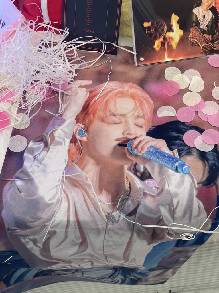 cute_ml6se0's tweet photo. #나의_금상첨화_승철이에게
저만 이 슬로건 보자마자 와 미쳤다. 육성으로 뱉고 폰 들었나요.. 이 외에도 아담한 카페 군데군데에 승철이를 찾아보는 맛이 있었아요🩷 그리고! 크룽�� 미친놈임 다들 크룽지한번만 드셔보세요.. 달고 바삭한게 완�� 제 취향ㅠ https://t.co/LaTdMaRrD7
