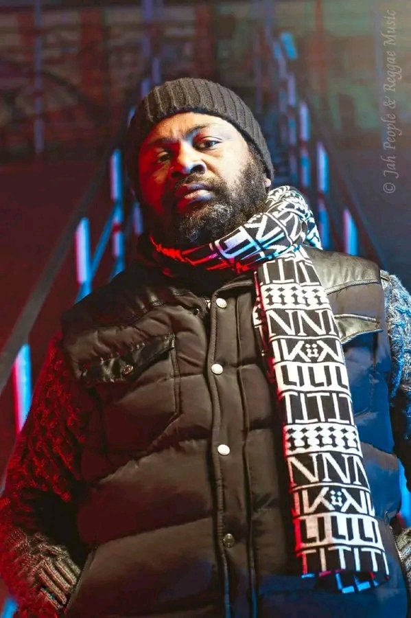 Blessed 47th Earthstrong to jamaican living legend like Owen Moncrieffe better known in the world as FANTAN MOJAH. 

More life and blessings! ❤💛💚

August 5 1976