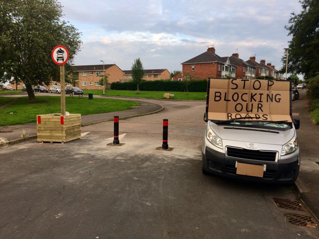 ABridgen's tweet image. Despite residents objections , Devon Country Council has started creating Low Traffic Neighbourhoods. 

No one voted for this. Please support the people of Exeter as it will be us next.

Please share 🙏

@thereclaimparty | @LozzaFox